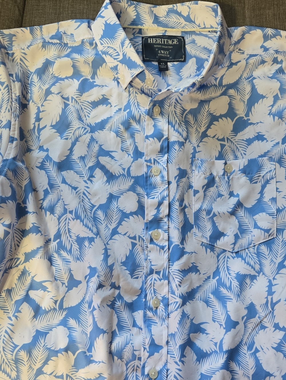 Heritage Men's Light Blue & White Tropical Print Button-Down Shirt